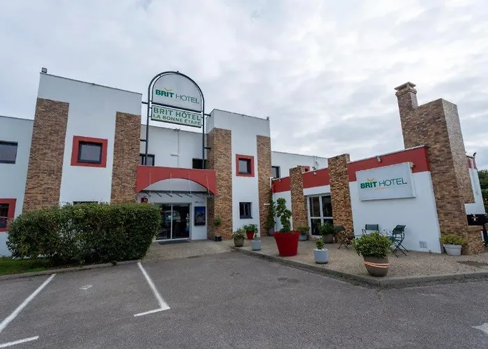 Brit Hotel La Bonne Etape